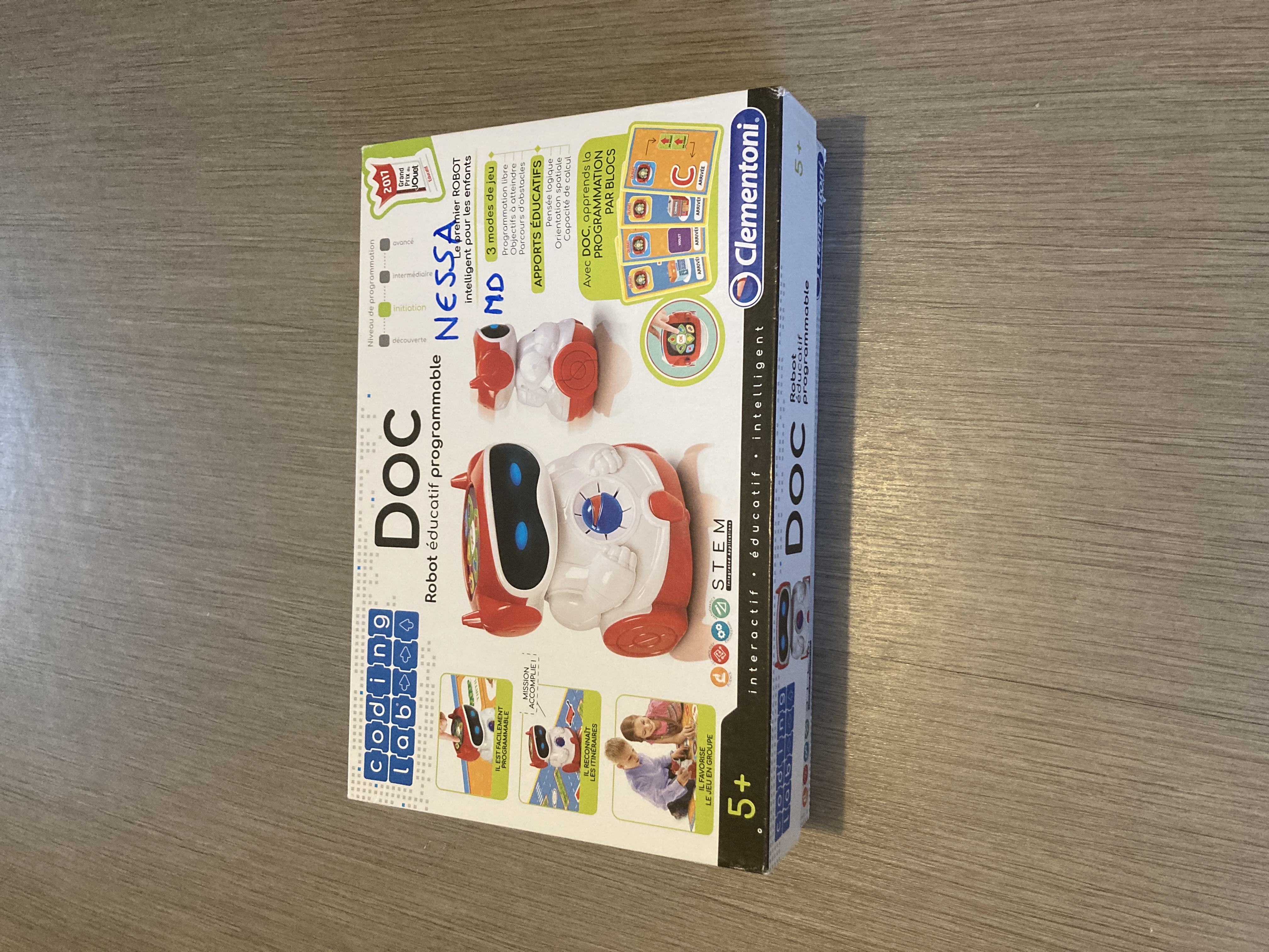 Doc robot éducatif programmable